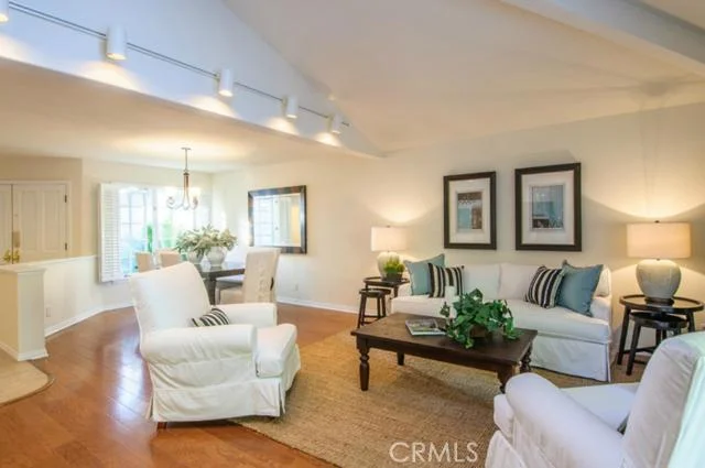 10 Sausalito, Manhattan Beach, CA 90266