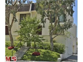 6265 Randi #1/2, Woodland Hills, CA 91367