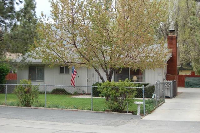 913 Country Club, Big Bear, CA 92314