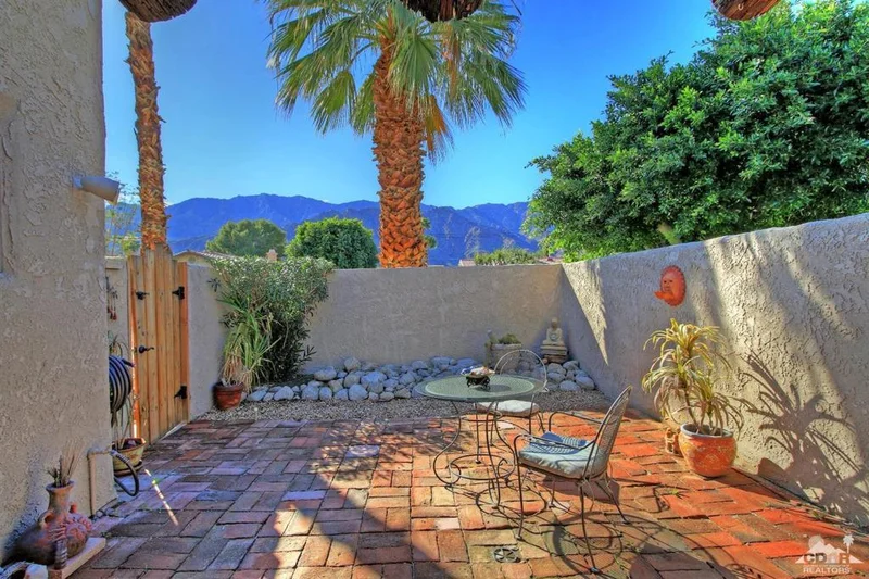 51860 Avenida Herrera, La Quinta, CA 92253