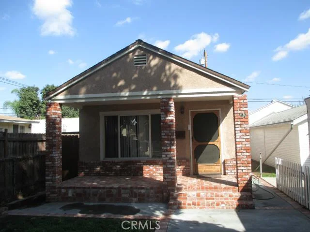 43 53rd, Long Beach, CA 90805