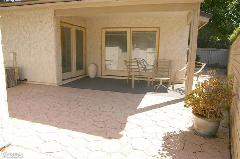 1122 Canterford, Westlake Village, CA 91361