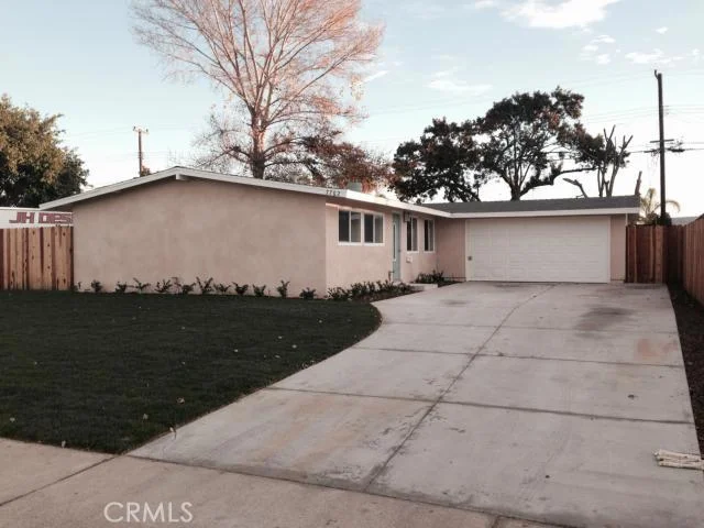 7762 Yorkshire, Stanton, CA 90680