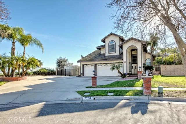 2700 Amber, Corona, CA 92882