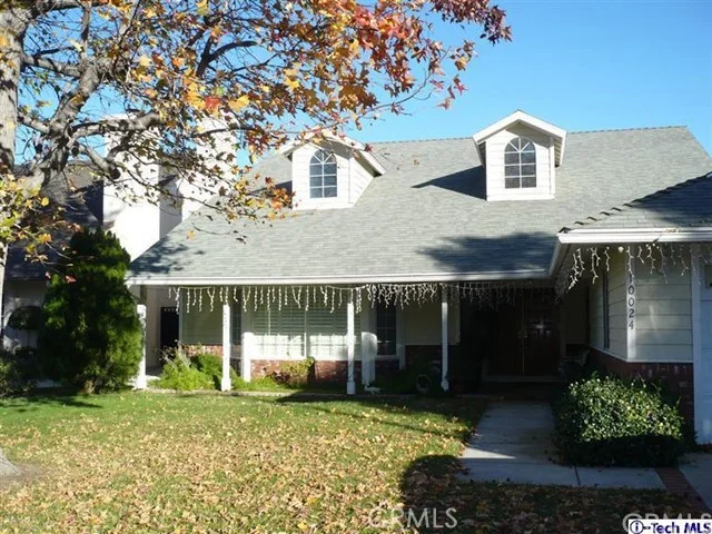 10024 Cozycroft, Chatsworth, CA 91311