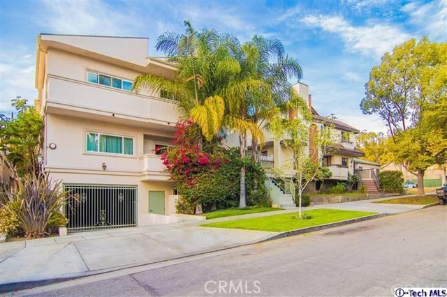 629 Angeleno #106, Burbank, CA 91501