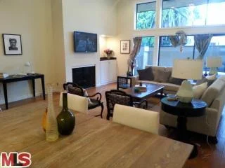 421 Van Ness #2, Los Angeles, CA 90020