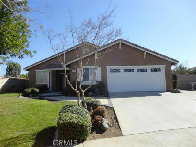 3015 Switchback, Corona, CA 92882