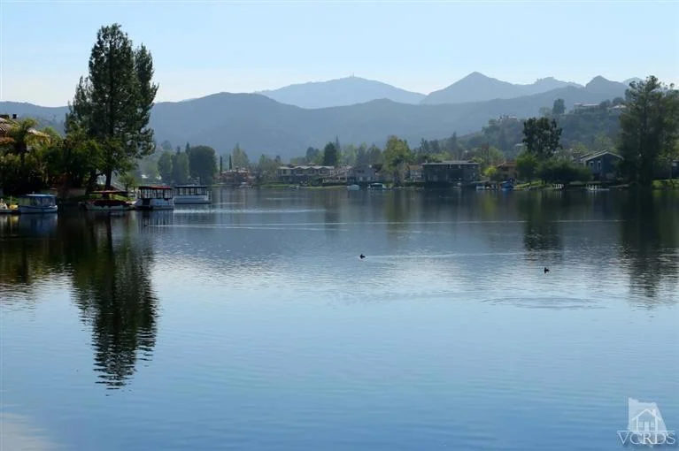 1230 Westlake #F, Westlake Village, CA 91361