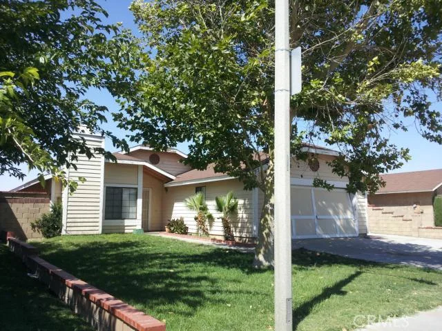 853 Jackman, Lancaster, CA 93535