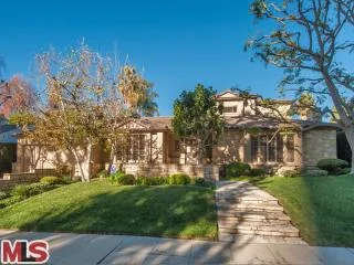 10485 Lindbrook, Los Angeles, CA 90024