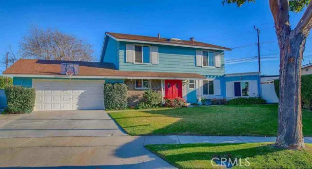 8968 Swallow, Fountain Valley, CA 92708