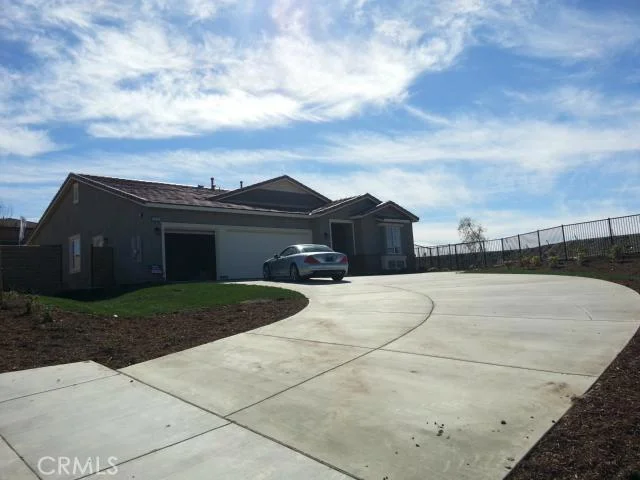 5552 Pinnacle, San Bernardino, CA 92407