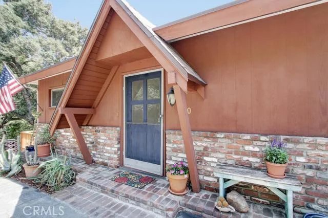 190 Vista Circle, Sierra Madre, CA 91024