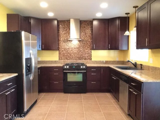 1013 Beverly, Corona, CA 92879
