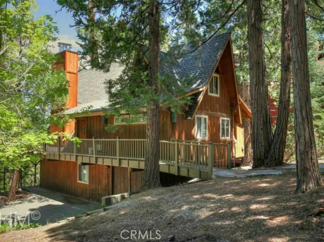 560 Pioneer, Lake Arrowhead, CA 92352