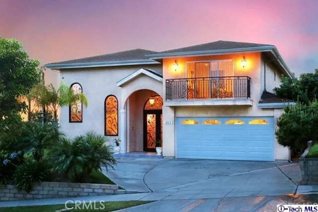 913 Cambridge, Burbank, CA 91504