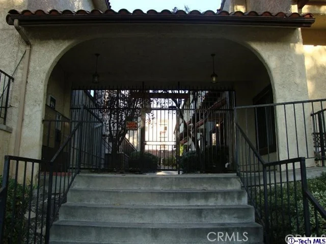 10142 Samoa #19, Tujunga, CA 91042