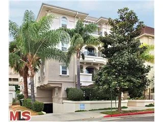 11737 Goshen #301, Los Angeles, CA 90049