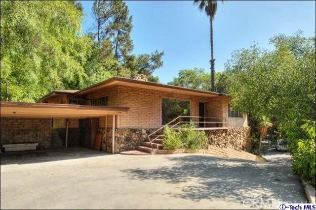 2967 Edmonton Rd, Glendale, CA 91206