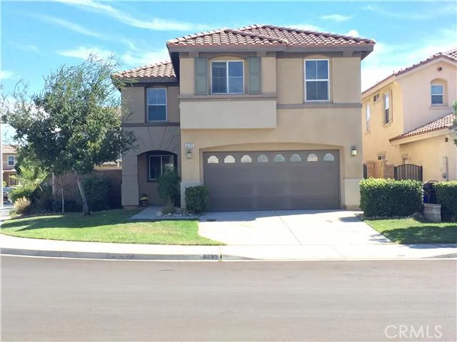 6295 Camelback, Fontana, CA 92336