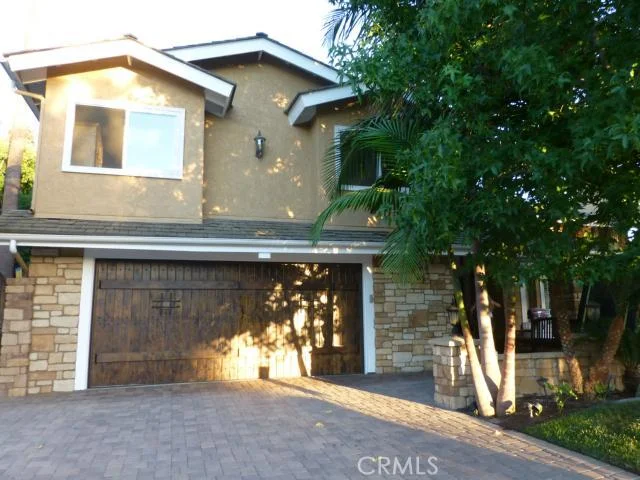 2290 La Linda, Newport Beach, CA 92660