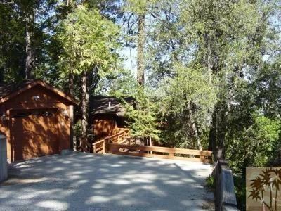 25271 Deer Path Road, Idyllwild, CA 92549
