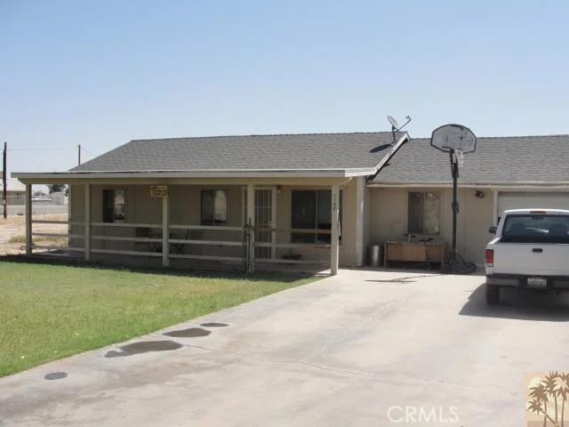 1158 Broadway, Blythe, CA 92225