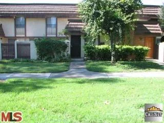 10326 Larwin, Chatsworth, CA 91311