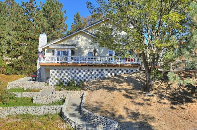 30060 Enchanted, Running Springs, CA 92382