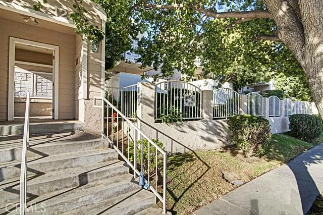 1229 223rd #213, Torrance, CA 90502