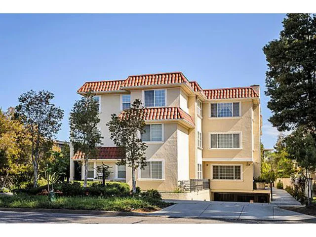 550 El Camino Real #32, Burlingame, CA 94010