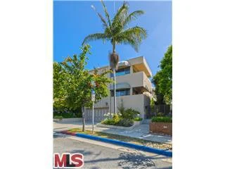 1227 Berkeley #5, Santa Monica, CA 90404