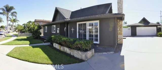 9022 Aloha, Huntington Beach, CA 92646