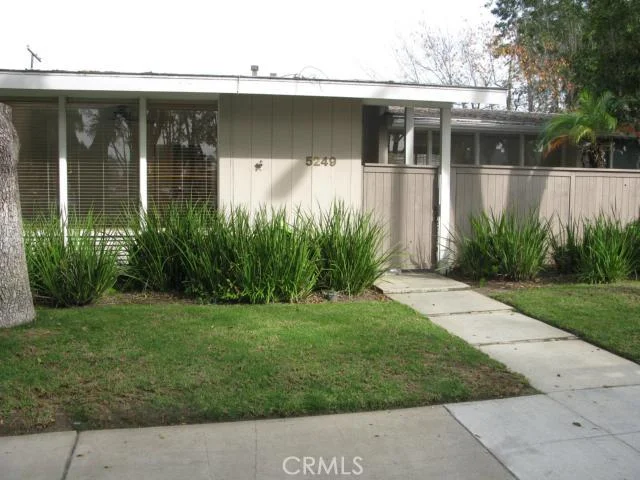 5249 Anaheim, Long Beach, CA 90815