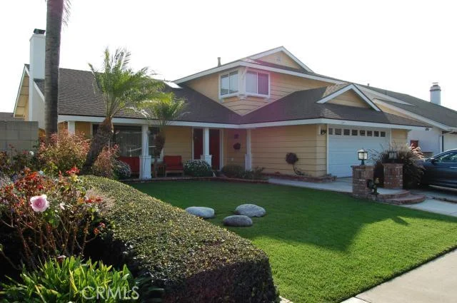 11296 Linda, Los Alamitos, CA 90720