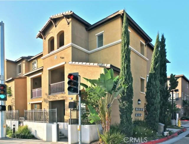 2999 E Pacific Coast, Signal Hill, CA 90755
