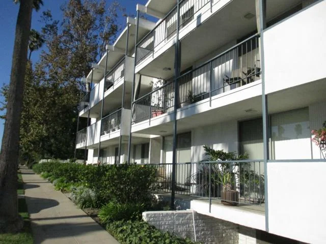 4301 2nd #3C, Long Beach, CA 90803