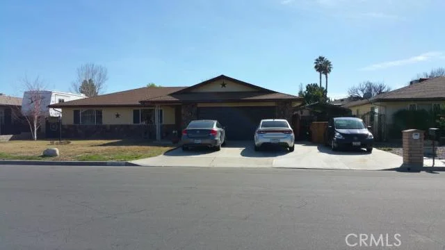 43097 Charlton, Hemet, CA 92544