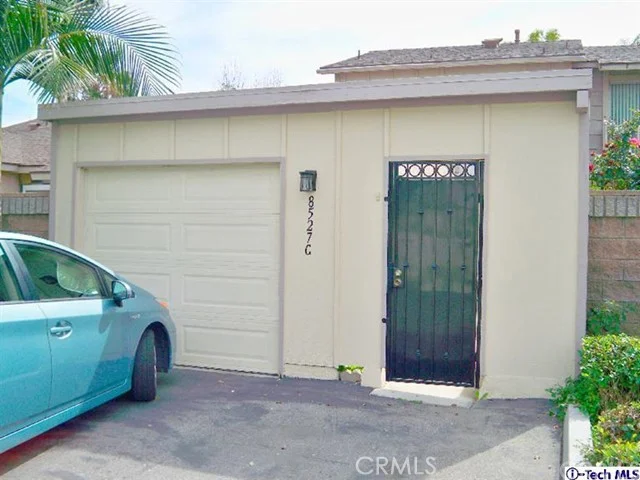 8527 Burnet #C, North Hills, CA 91343