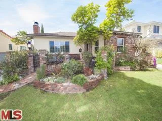7927 Agnew, Westchester, CA 90045
