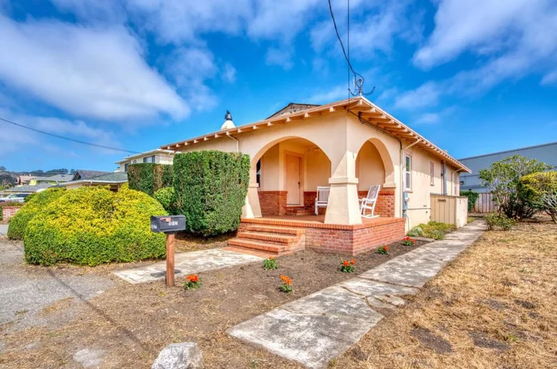417 Belleville, Half Moon Bay, CA 94019