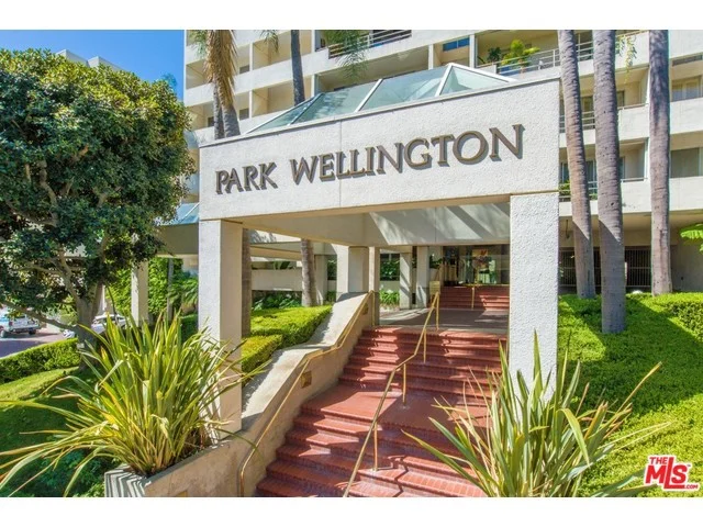 1131 Alta Loma #517, West Hollywood, CA 90069