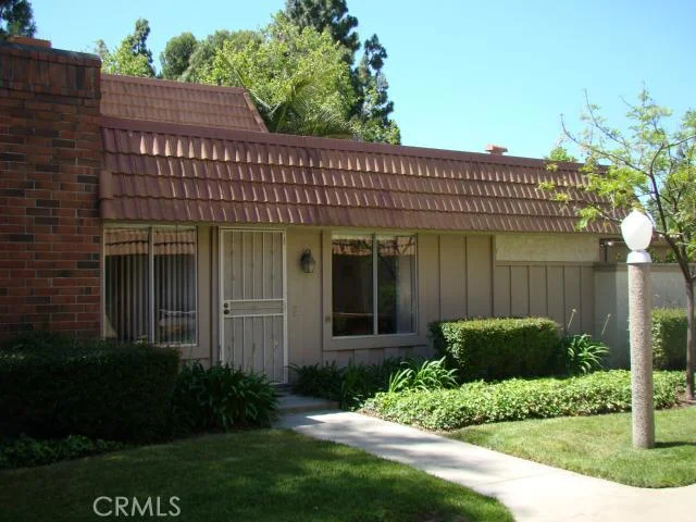 11264 Morgen, Cypress, CA 90630