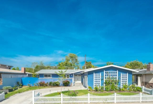 1908 Dover Drive, Newport Beach, CA 92660