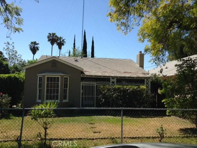 271 16th, San Bernardino, CA 92405