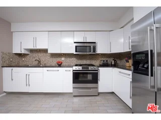 1013 21st #B, Santa Monica, CA 90403