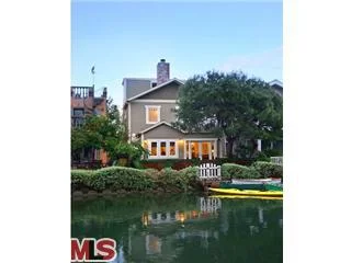 428 Linnie Canal, Venice, CA 90291