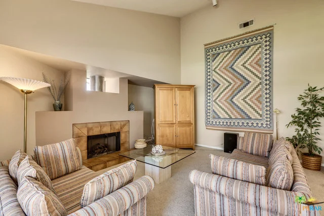 425 Club, Palm Springs, CA 92262