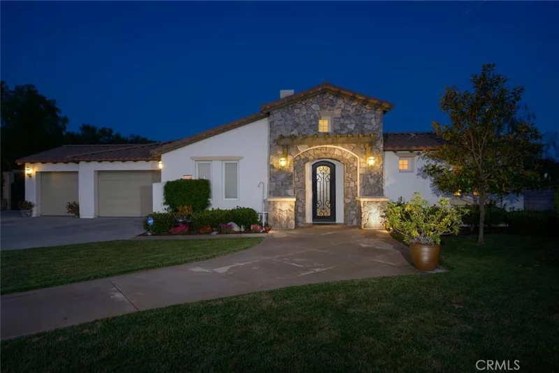 10195 Waterford, Rancho Cucamonga, CA 91737